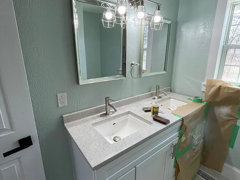 428 W Broadmoor St — Photo 15