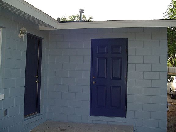 5th image of 2136 Woodland Blvd