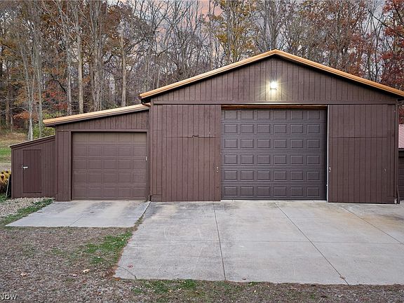 3rd image of 12045 Coal Bank Rd