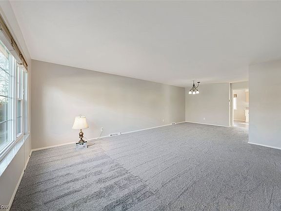 3rd image of 4324 W 196th St #18
