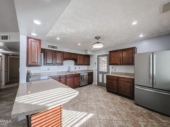 93 S 95TH Street, Chandler, AZ 85224