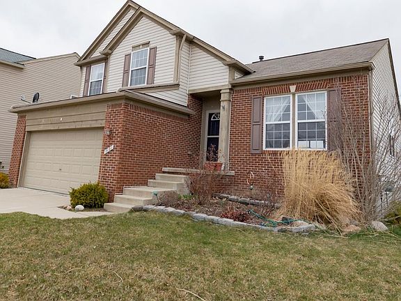 2nd image of 7121 Essex Dr