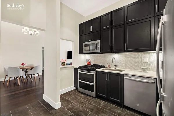 Rented by Sotheby's International Realty | media 5