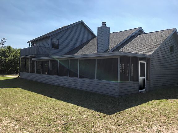 3rd image of 345 McLaren Ln
