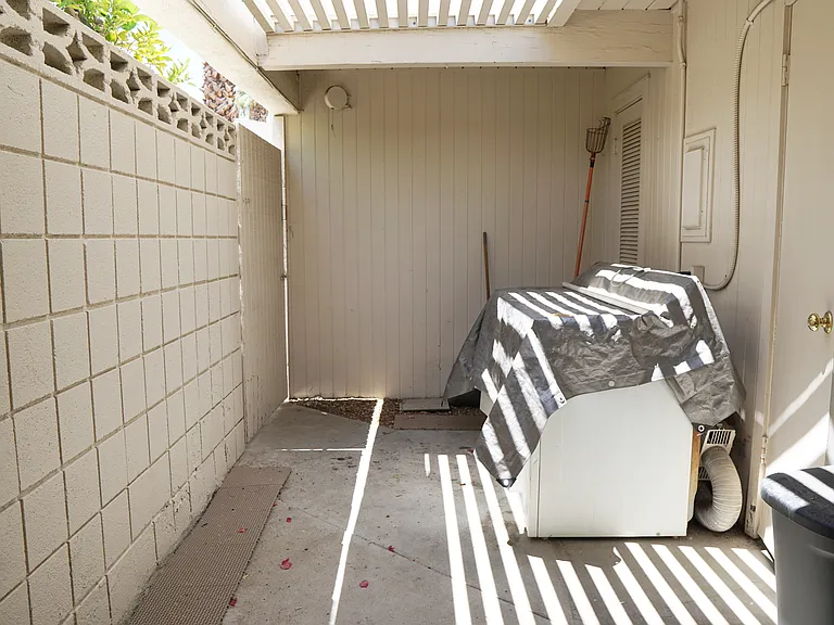 471 Sandpiper St — Photo 14