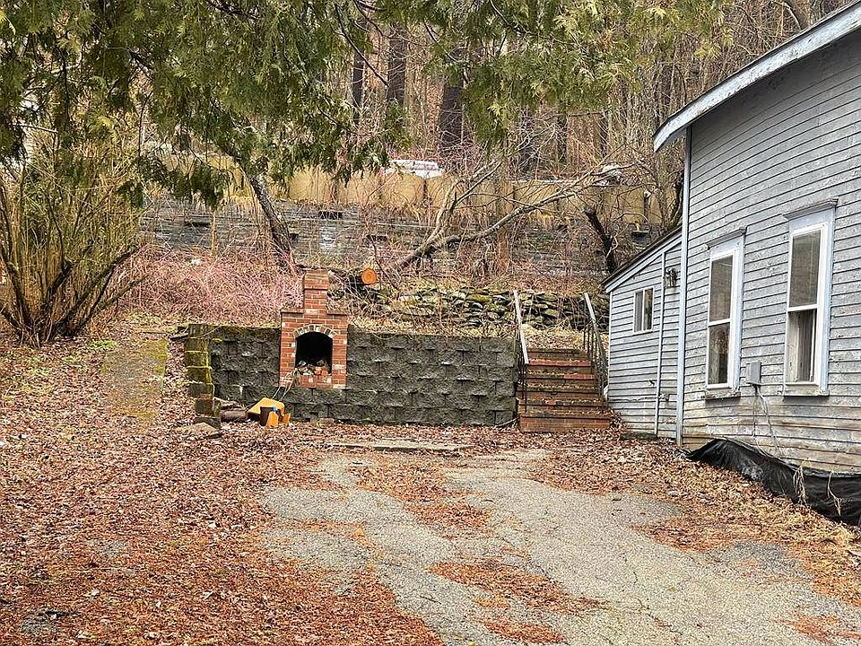 72 Lake St, Sabattus, ME 04280 MLS 11258445 Zillow