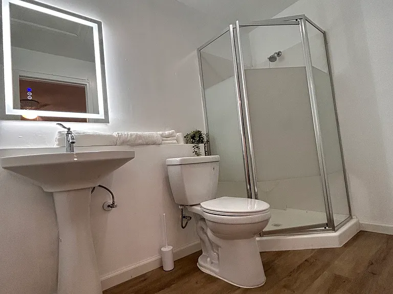 105 Margaret Dr #1A — Photo 5