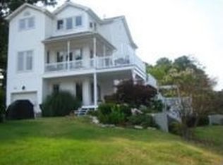 4002 Manchester Rd, Portsmouth, VA 23703