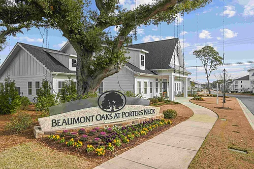 Beaumont Oaks at Porters Neck Apartments & Townhomes Photo 1