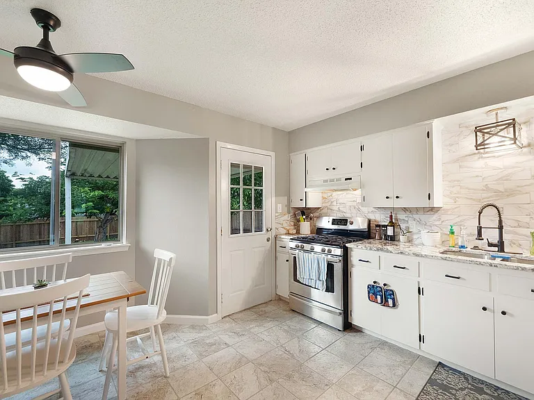6501 Cooper Ln — Photo 12