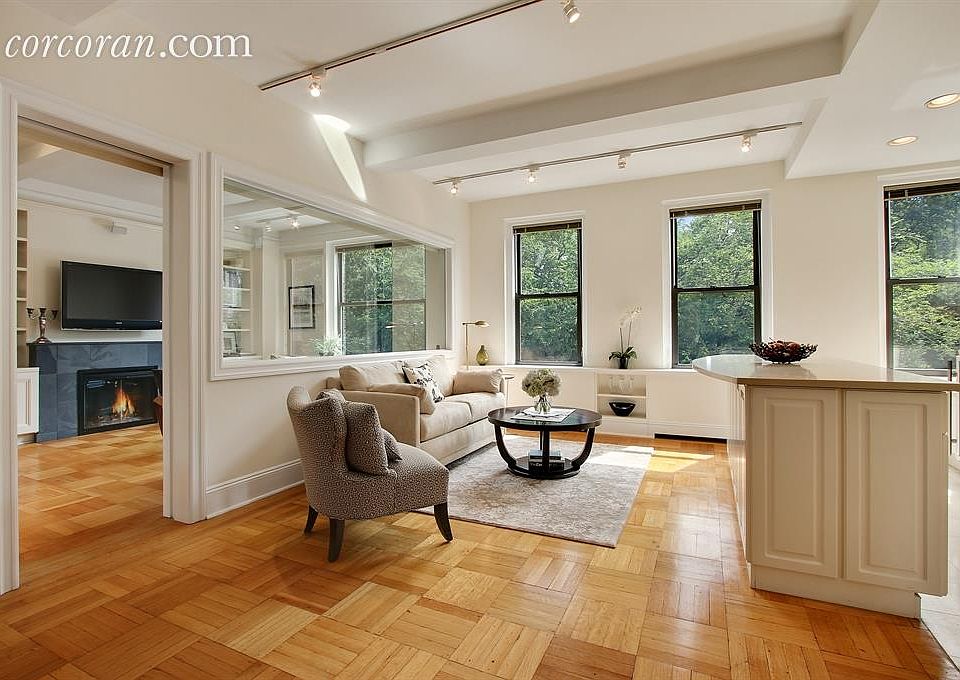 1st image of 225 Central Park N #405