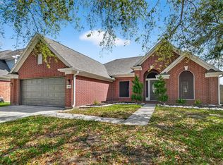 8102 Blue Jay St, Baytown, TX 77523