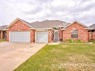 520 Loyd Ln, Moore, OK 73160