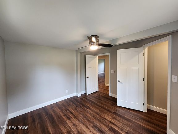 5th image of 646 E Beaver Creek Dr