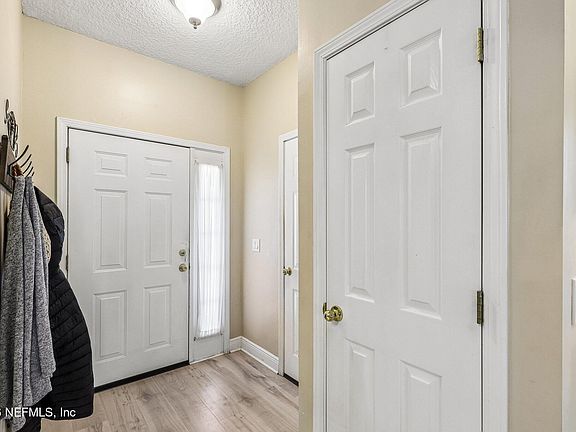 4th image of 2415 OLD PINE Trail