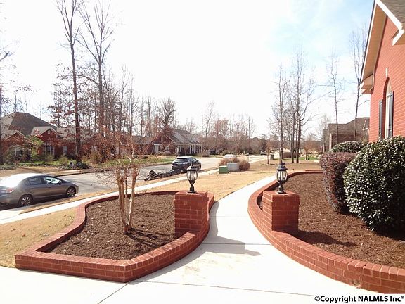 2nd image of 113 Vaughnwood Trce