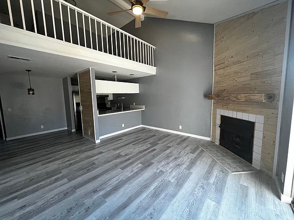 5th image of 306 Yorkshire Cir