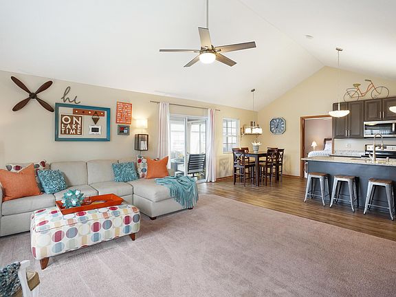 3rd image of 1234 Amberlea Dr W #3