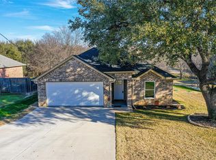 3907 Sunset Ct, Granbury, TX 76049