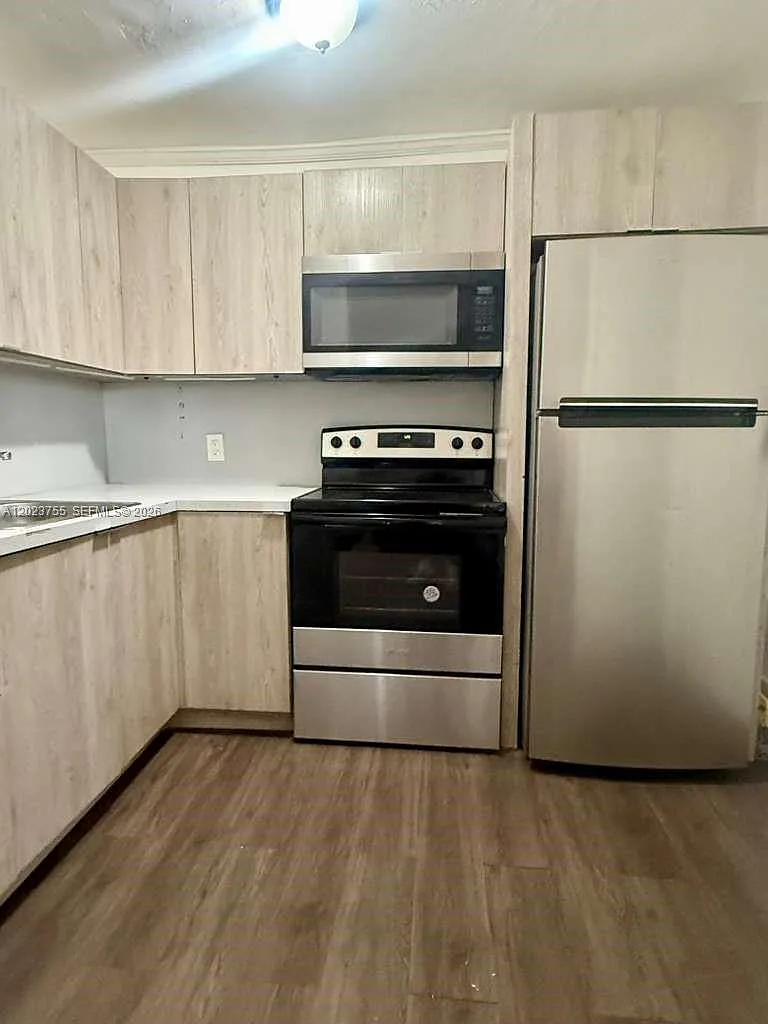 Miami Gardens Estates Sec — Photo 1