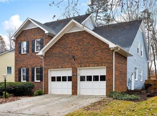 6311 Lakebend Ct, Greensboro, NC 27410