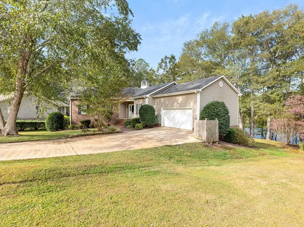 125 Lake Robinson Point, Greer, SC 29651