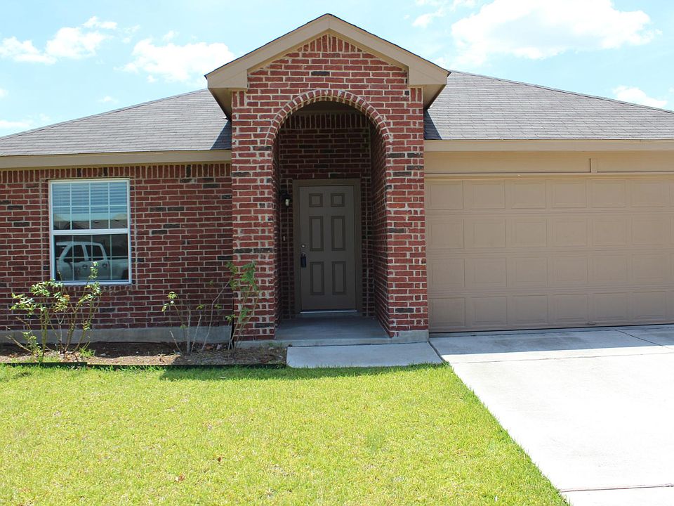 1st image of 1405 Redbridge Dr
