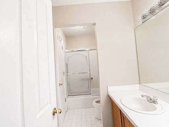 3rd image of 2440A Parmenter Blvd #102