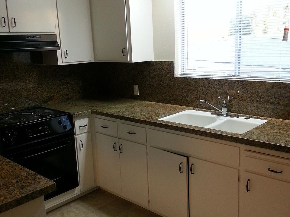 2nd image of 436 Vasquez Ct APT 2