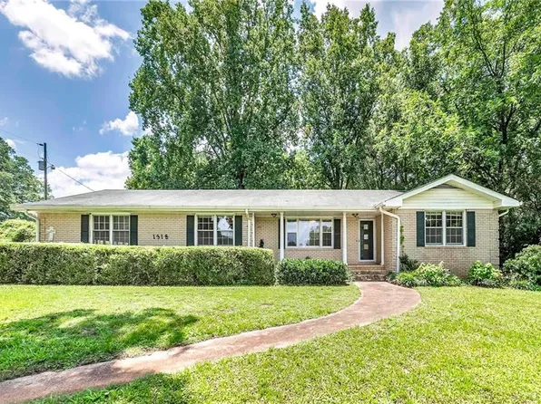 1318 E Lake Rd, McDonough, GA 30252