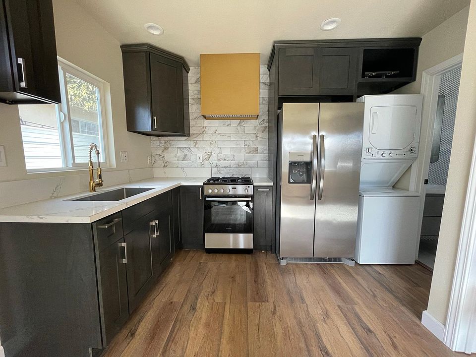 1st image of 10481 1/2 Nava St