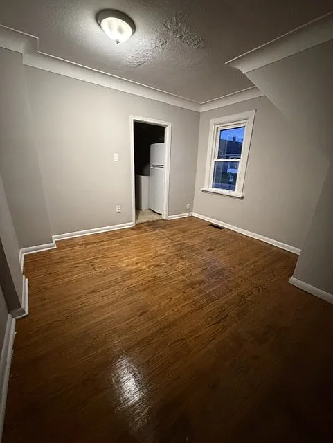 4788 Third Avenue, Niagara Falls, Ontario, L2E4L6 — Photo 3