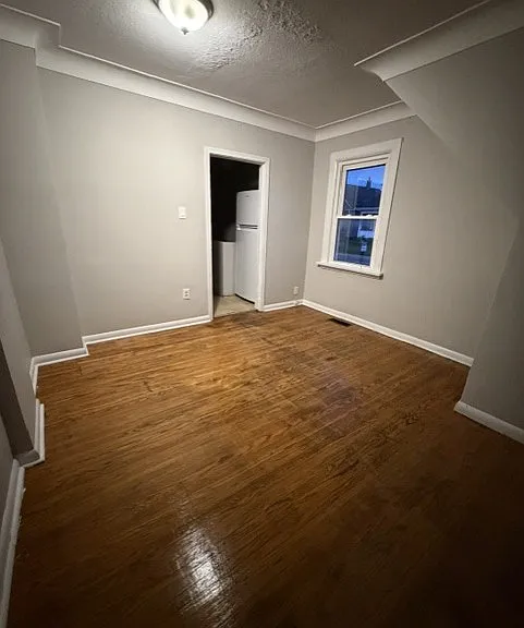 4788 3rd Ave — Photo 3