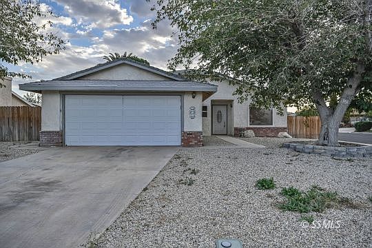 1st image of 628 S Gemstone St