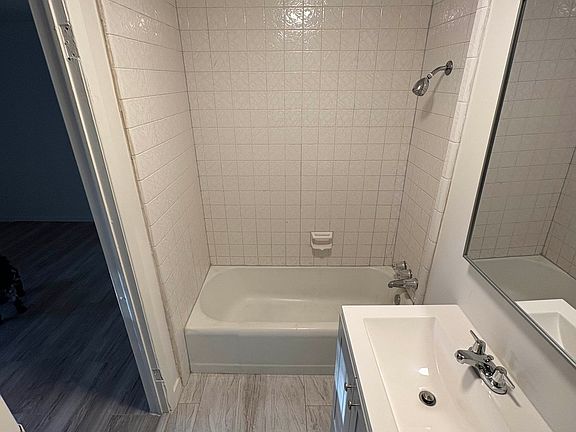 3rd image of 1466 S 1100 E APT B