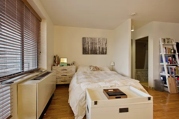 Rented by Corcoran | media 24