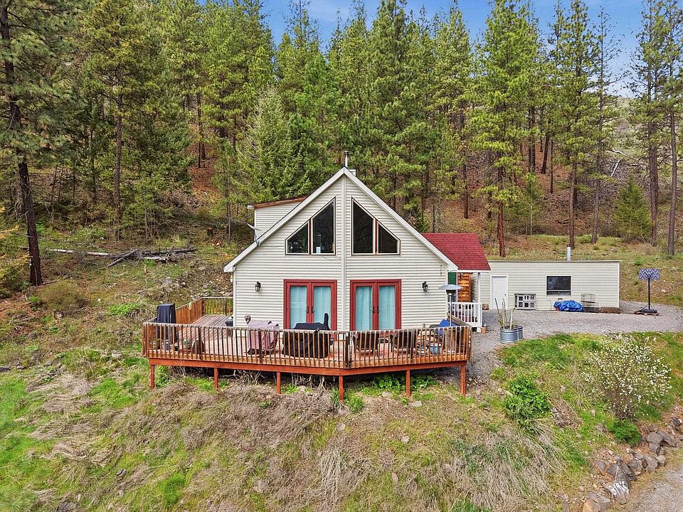 1st image of 31965 Hawk Creek Ranch Rd N