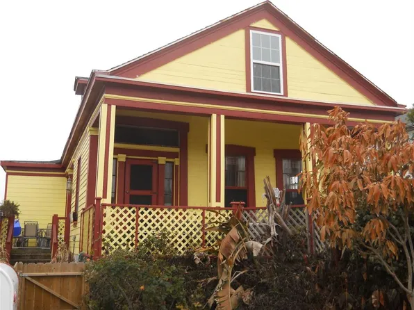 5816 Maco St, Galveston, TX 77551