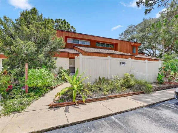 2078 Sunset Point Rd APT 83, Clearwater, FL 33765