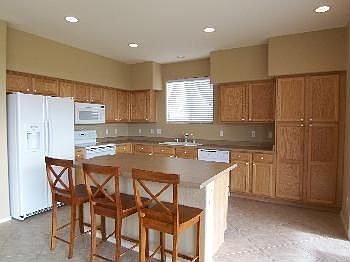4th image of 3517 E Meadowview Dr
