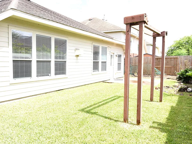 2705 Hewn Rock Way — Photo 3