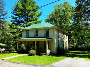 1229 Stack St APT 4, Staunton, VA 24401