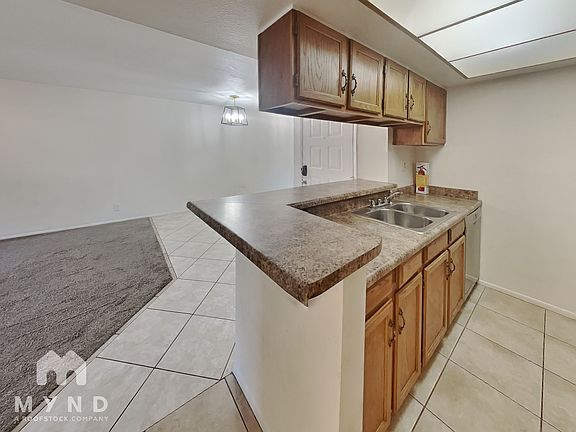 5th image of 540 N May St APT 1117