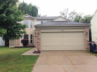 3294 Turnberry Ln, Ann Arbor, MI 48108