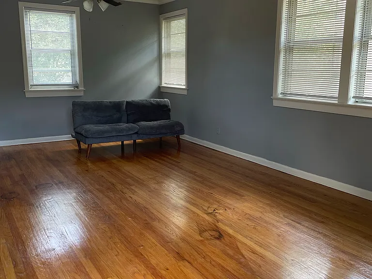 300 Jewel St #2 — Photo 3