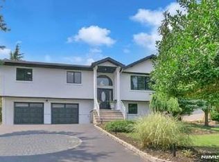 149 Oldham Rd, Wayne, NJ 07470