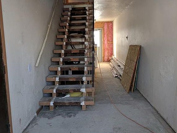 3rd image of 303 8th St