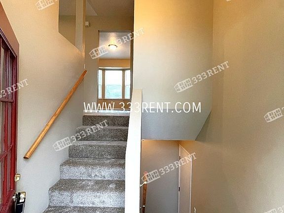 2nd image of 412 Freeman Ave