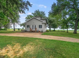 33670 425th Ave, Le Sueur, MN 56058