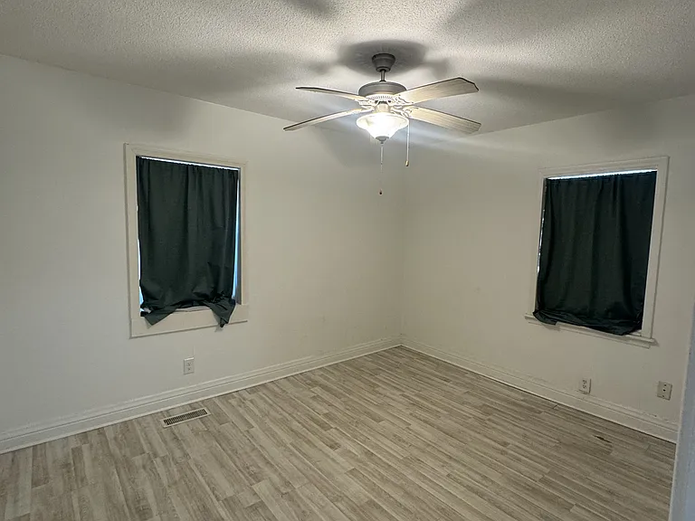 324 N Main St #2 — Photo 8
